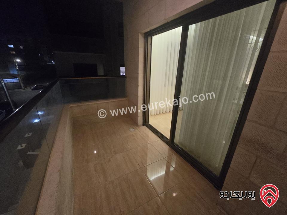 شقة فاخرة مفروشة للايجار ثلاث غرف نوم في الدوار السابع