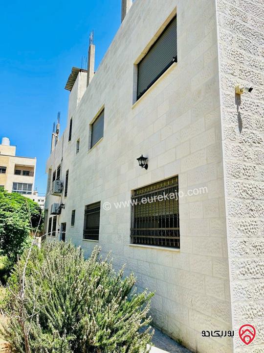 فيلا مستقلة شقتين مساحة 500م على ارض 564م للبيع في عمان - البنيات شارع الحرية منطقة فلل