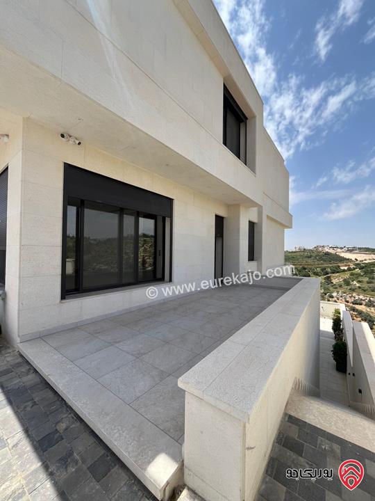 فيلا مساحة الارض 500م مساحة البناء 700م للبيع في عمان - دابوق