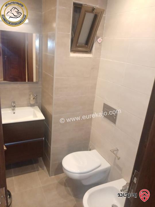 شقة طابق اول 165م تشطيب سوبر ديلوكس للبيع في عمان - خلدا