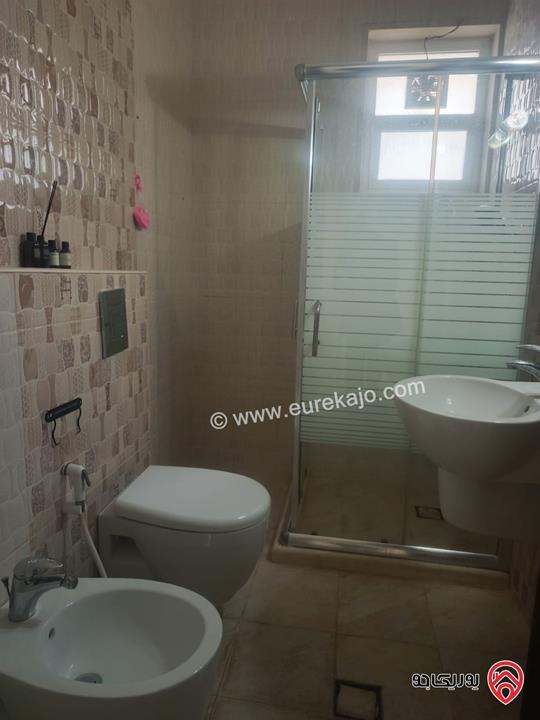 شقة طابق أول مساحة 200م للايجار في عمان - ام السماق 