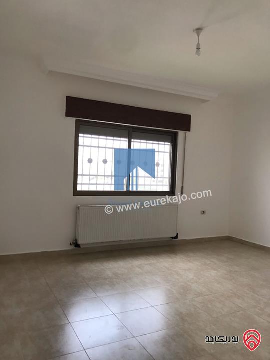 شقة مميزة للبيع في عمان خلدا - خلف بردايس وقرب مدارس المستقلة طابق ثالث 191م بسعر مغري