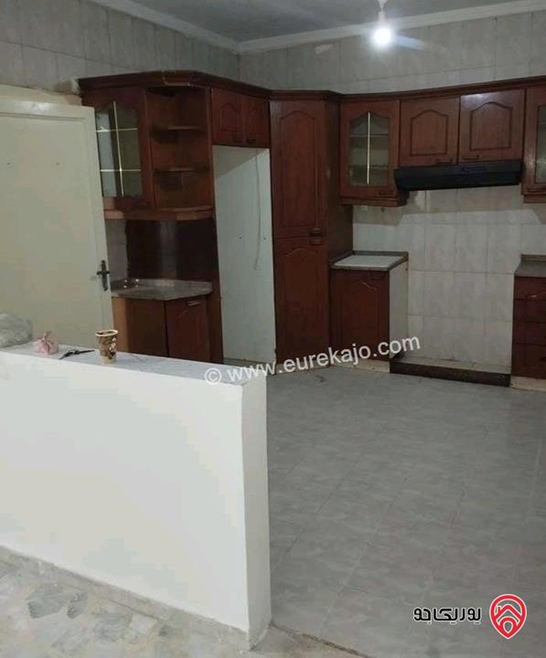 شقة فارغة طابق ثاني مساحة 150م للايجار في عمان - خلدا