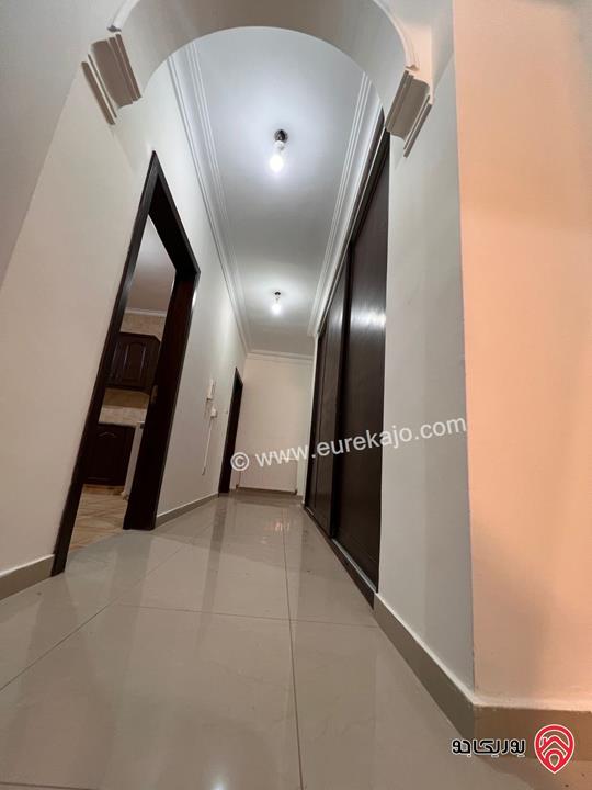 شقة طابق اول من فيلا مساحة 230م للايجار في عمان - دابوق 