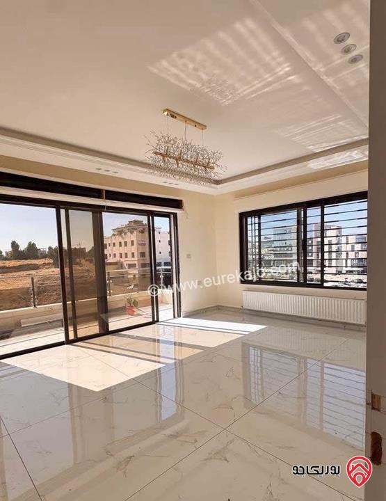شقة فاخرة لم تسكن طابق رابع مساحة 180م للايجار في عمان - خلدا