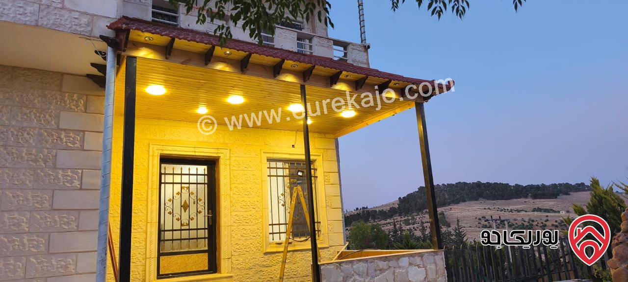 مزرعة مساحة الأرض 3 دونم و 454م والبناء 330م للبيع في المفرق طريق جرش منطقة رحاب حمامة العليمات على الشارع الرئيسي 