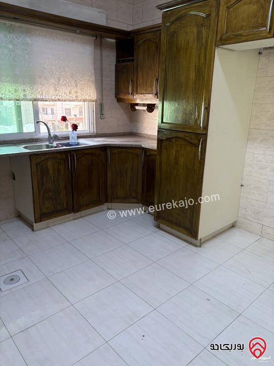 شقة طابق اول مساحة 170 متر للبيع في عمان - خلدا 