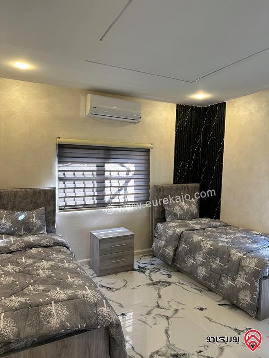 شاليه مساحة الأرض 650م والبناء 200م للبيع في البحر الميت - الروضة نزول العدسية