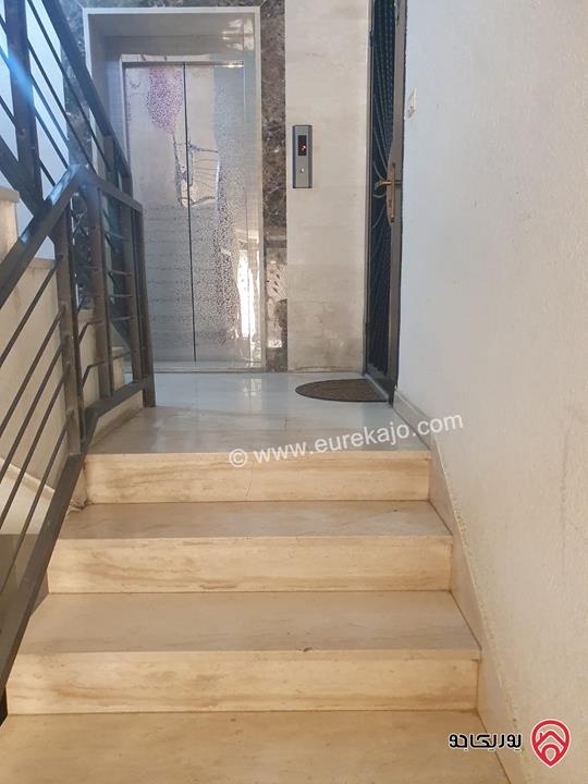 شقة طابق ارضي معلق مساحة 98 م للبيع في عمان - الرابية
