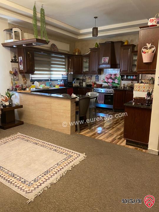 شقة أرضية مساحة 165م للبيع في عمان - تلاع العلي