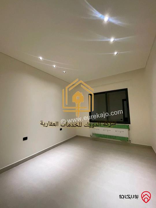 شقة فارغة طابق ثالث دوبلكس مساحة 230م للايجار في عمان - حي الصحابة 