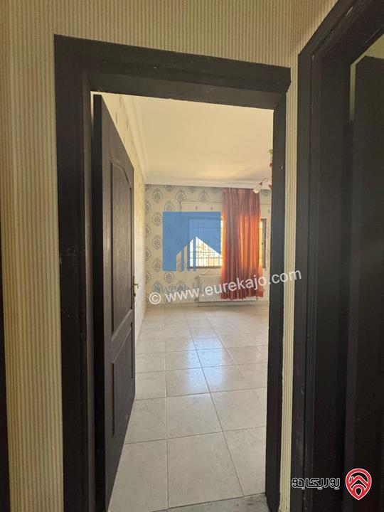 شقة مميزة للبيع في عمان - الجاردنز - خلف قاضي القضاة طابق ثالث 190م بسعر مغري