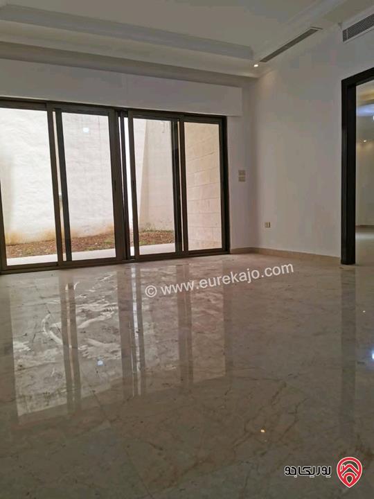 شقة طابق شبه ارضي مساحة 200م مع حديقة 200م للبيع في عمان - الدوار الرابع 