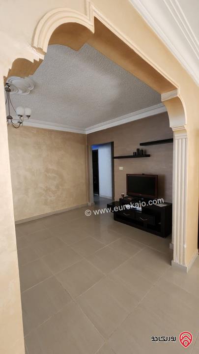 شقة شبه ارضية مساحة 198م للبيع في عمان - ضاحية الرشيد 