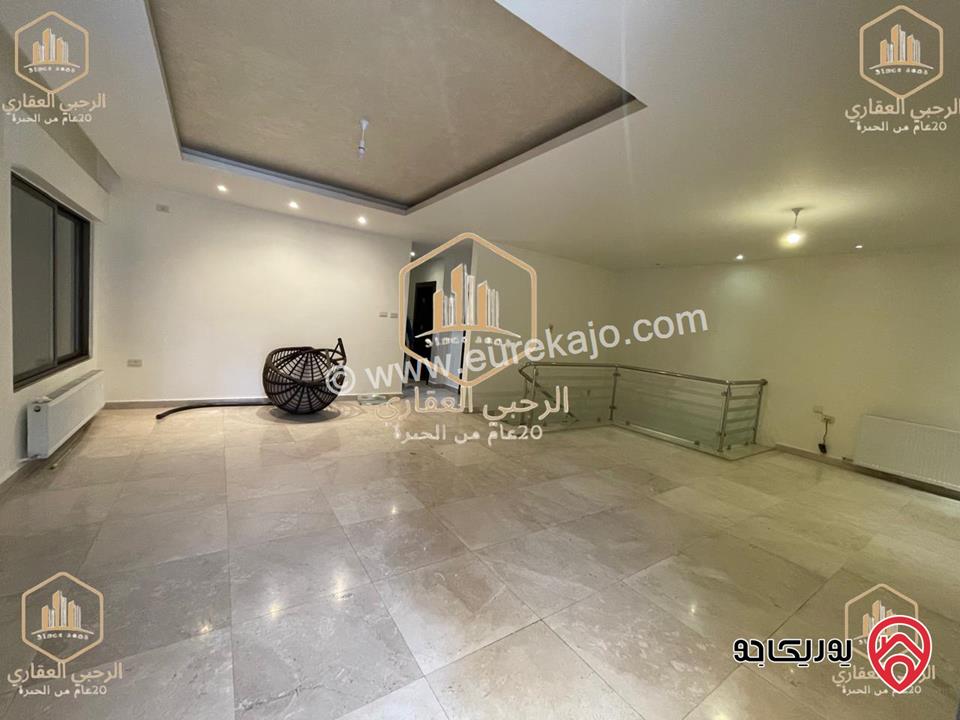 شقة سوبرديلوكس دوبلكس مساحة 270م أرضية للايجار في عمان - شميساني 