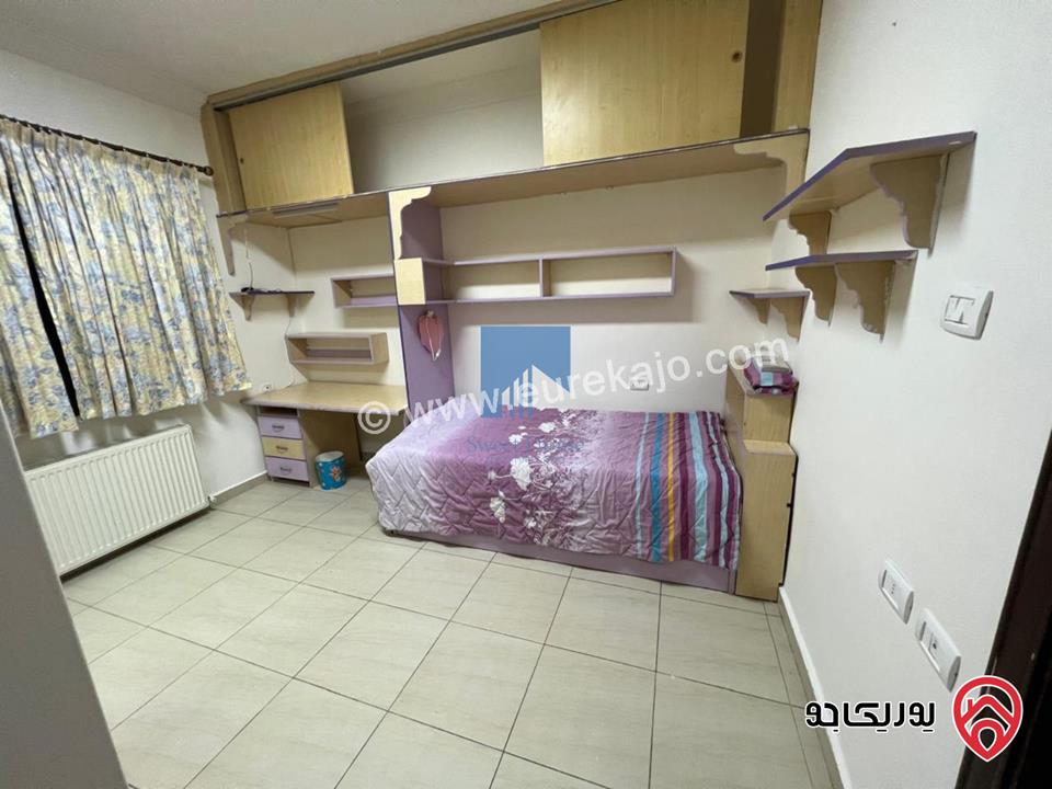 شقة أرضية مساحة 140م داخلي مع ترسات 80م للبيع في عمان - أم السماق الجنوبي