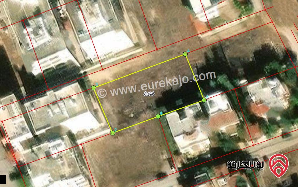 قطعة ارض مساحة 898م للبيع في اربد - جنوب مستشفى الراهبات الوردية