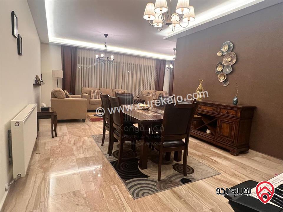 شقة فاخرة طابق أول مساحة 200م للبيع في عمان - الرابية