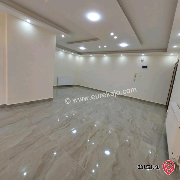 شقة مساحة 135م طابق ثالث للبيع في عمان - ضاحية الرشيد 