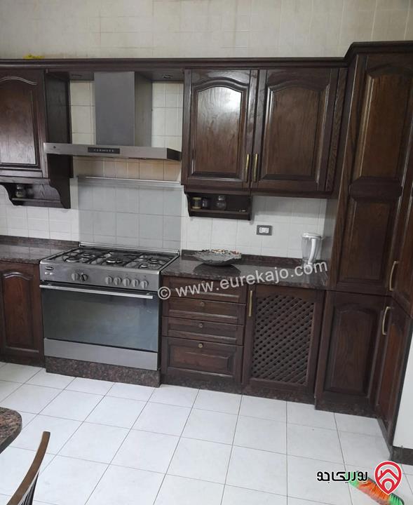 شقة مفروشة شبه أرضية مساحة 230م للايجار في عمان - عبدون