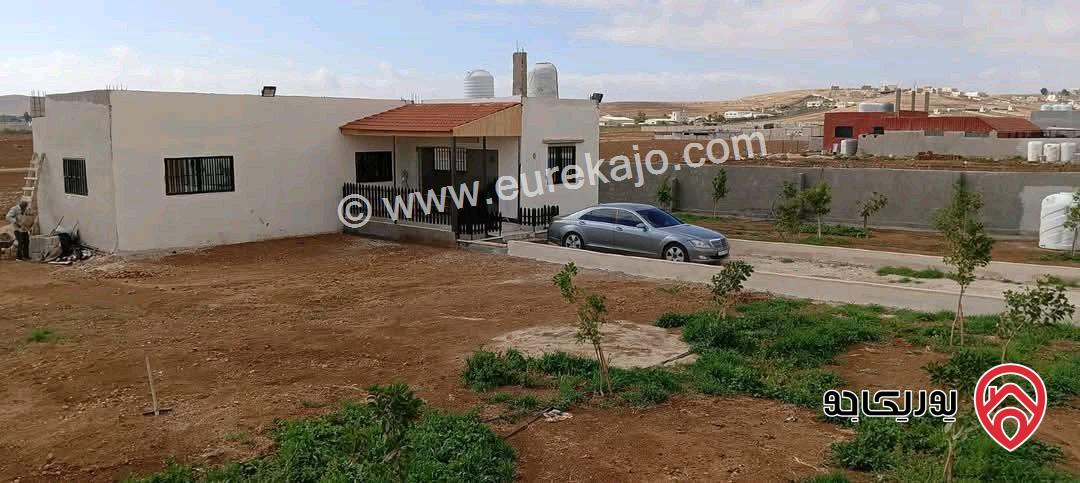 مزرعة مساحة الأرض 3 دونم و 400م مع منزل مستقل 120م للبيع في المفرق