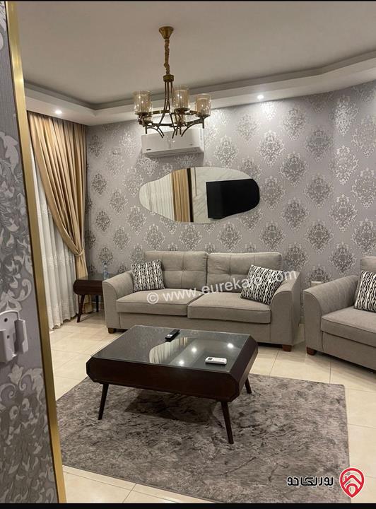 شقة شبه أرضية مساحة 285م للبيع في عمان - تلاع العلي