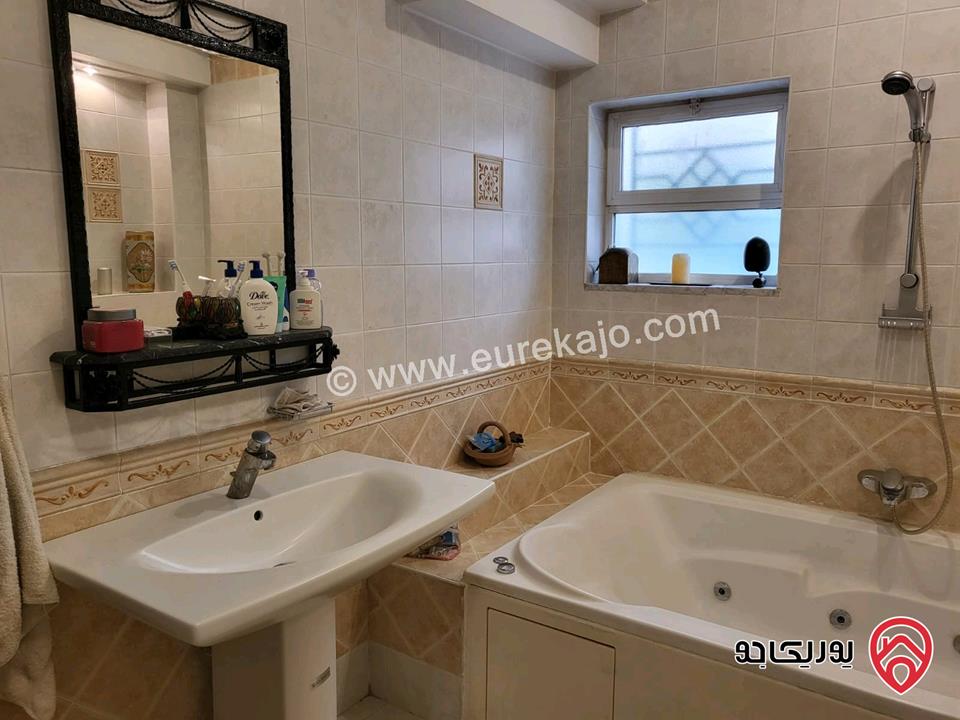 شقة أرضية دوبلكس مساحة 319م داخلي و 100م خارجي للبيع في عمان - ام السماق