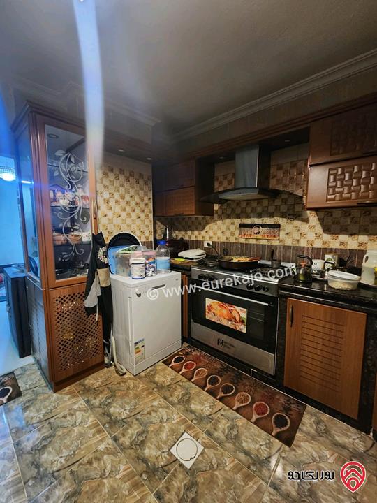 شقة تسوية مساحة 160م للبيع في اجمل مناطق اربد 