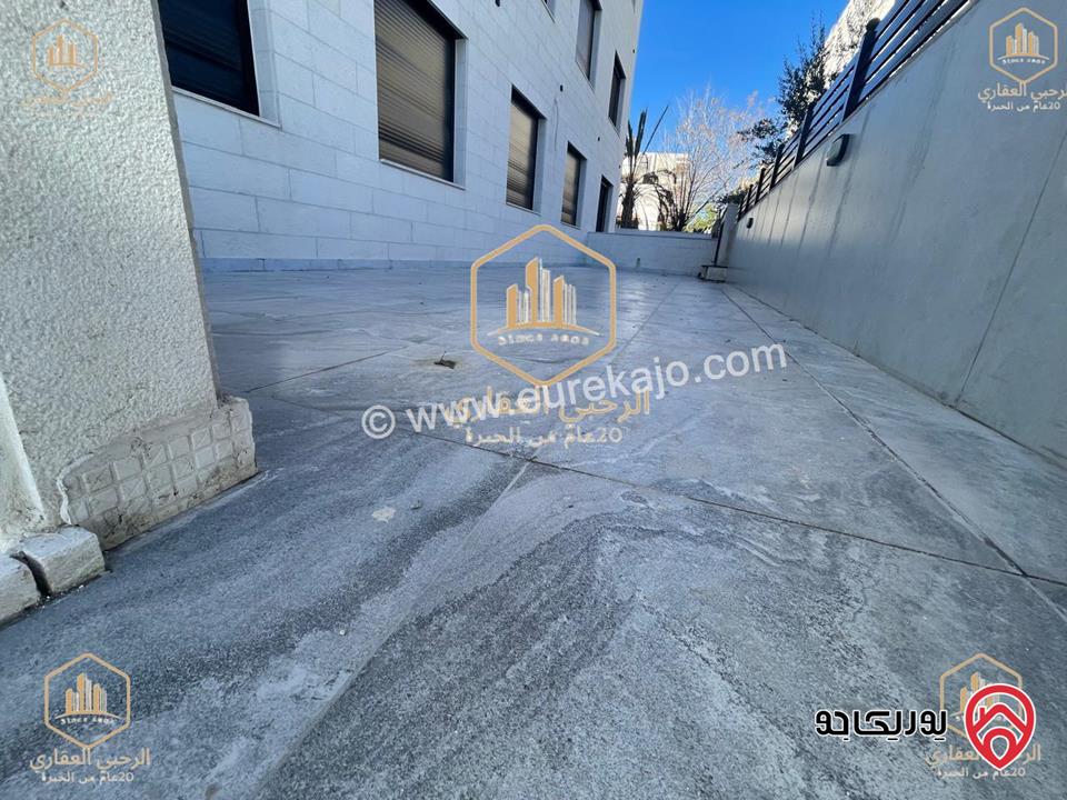 شقة ارضية مساحة 145م مع ترس خارجي 135م للايجار في عمان - الجندويل