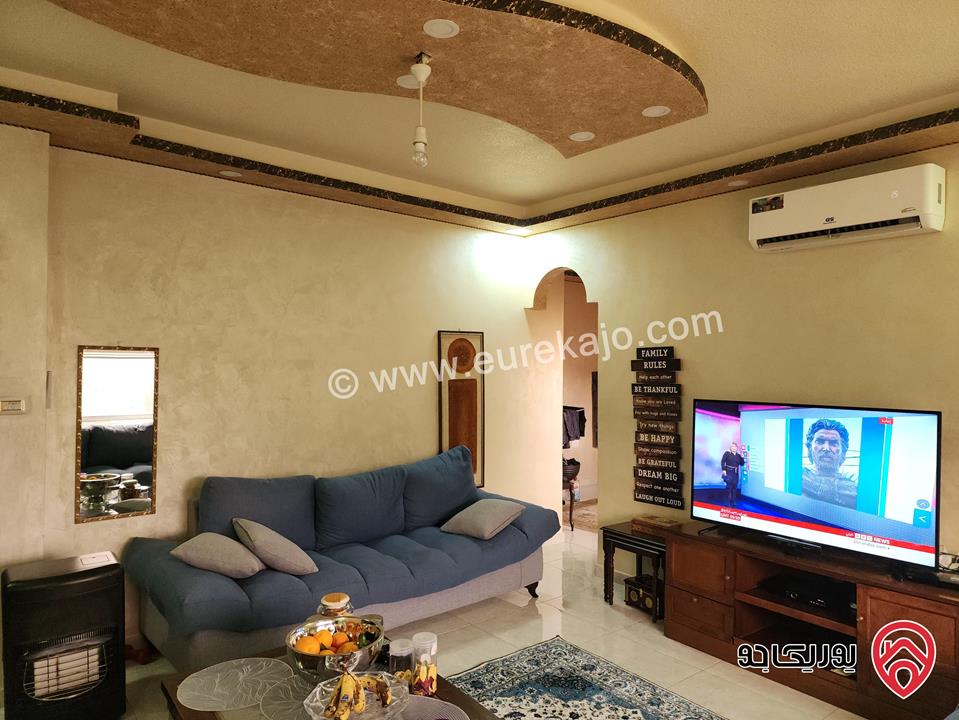 شقة طابق ثالث دوبلكس مساحة 300م للبيع في عمان - الجبيهة من المالك