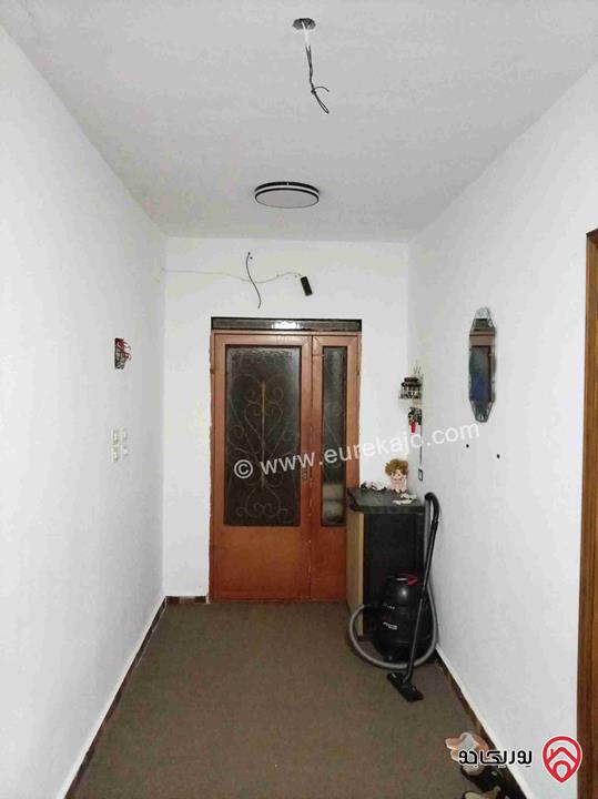 بيت مساحة 95م على أرض 500م للبيع في المفرق الغدير الاخضر