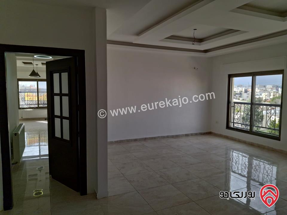 شقة جديدة طابق ثاني مساحة 174م للبيع في عمان - خلدا