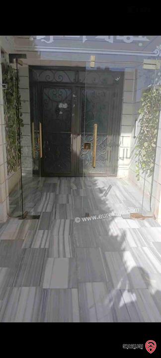 شقة مساحة 141م طابق ثالث للبيع في عمان - شفا بدران