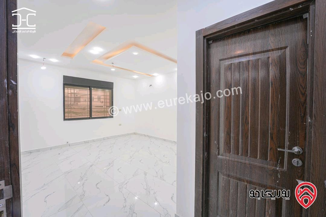 شقة جديدة دوبلكس مع روف مساحة 220م للإيجار في عمان - شفا بدران/ الكوم