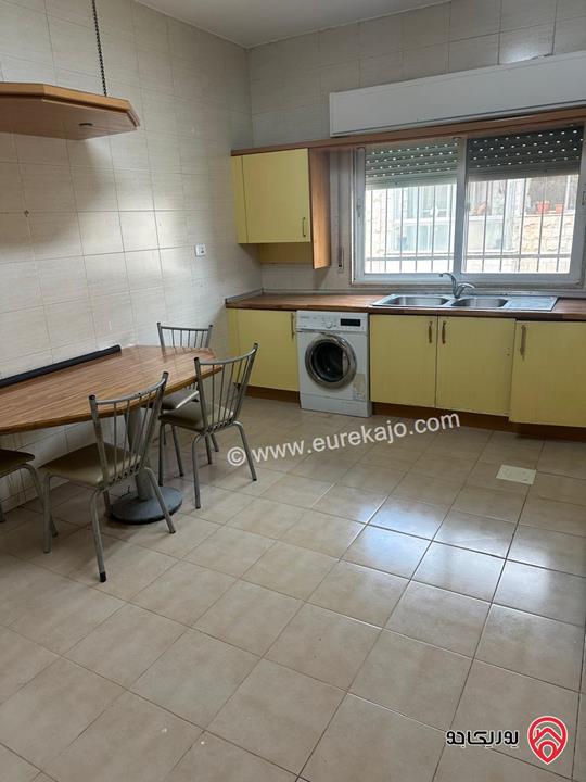 شقة طابق رابع مساحة 140م للبيع في عمان - أم اذينة