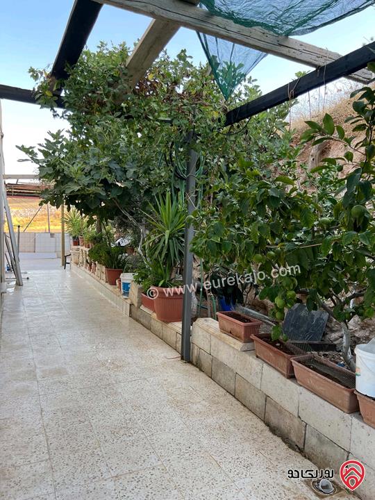 منزل مساحة 350م على أرض 500م للبيع في عمان - طبربور ابو عليا