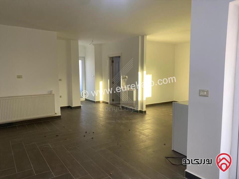 فيلا مفروشة فاخرة مساحة 418م على أرض 400م للايجار في عمان - خلدا