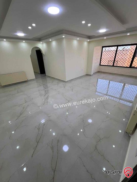 شقة مميزة مساحة 130م طابق ثالث للبيع في عمان - ضاحية الرشيد مجددة بالكامل