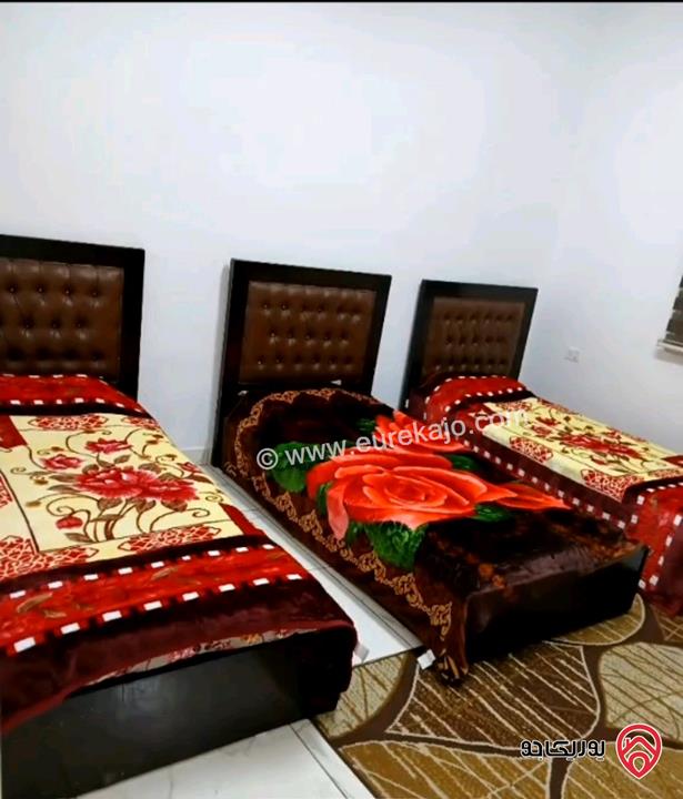 شقة مفروشة ديلوكس مساحة 100م داخلي و 50م خارجي ومدخل مستقل للايجار من المالك في عمان - جبل الحسين 