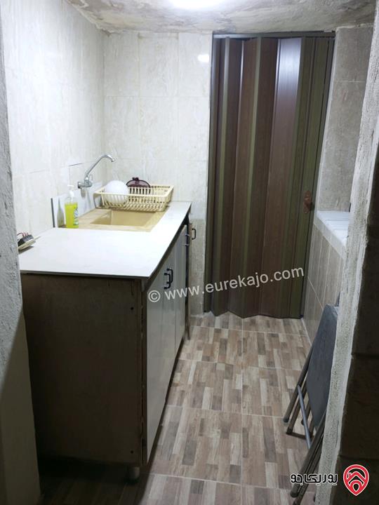 مزرعة مساحة الأرض 391م وبناء 70م للبيع بسعر مغري في البلقاء أراضي الشونة الجنوبية - الكرامة