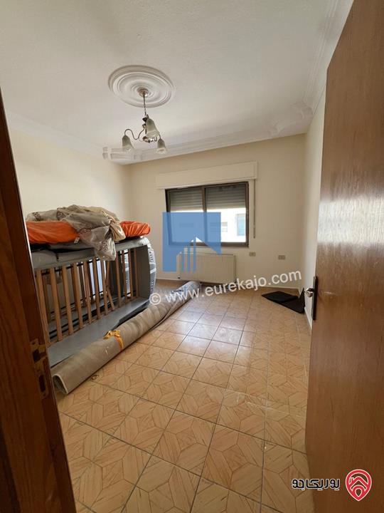 شقة طابق ثاني 165م تشطيب سوبر ديلوكس للبيع في عمان - أم السماق