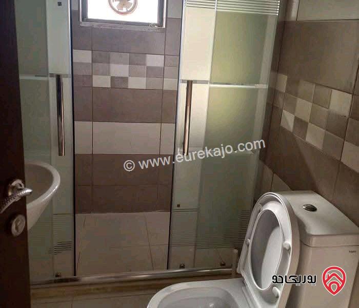 شقة فارغة طابق ثالث مساحة 165م للايجار في عمان - خلدا