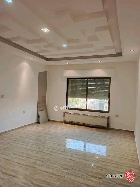 شقه طابق ارضي مساحة 230م للايجار في عمان - مرج الحمام