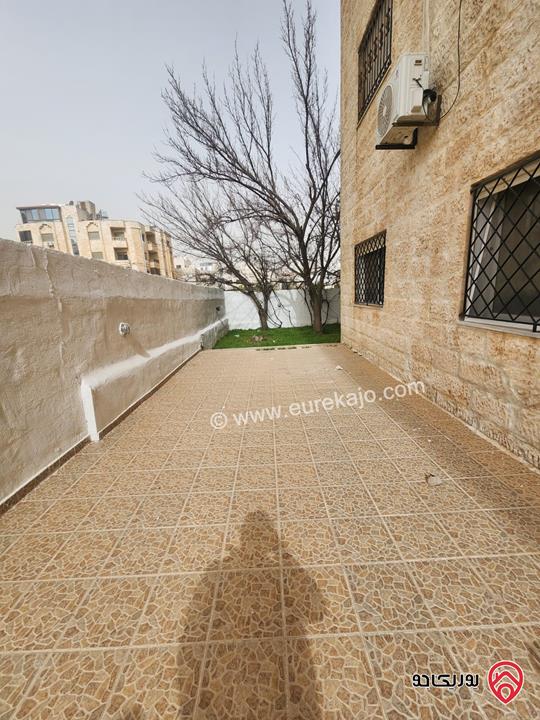 شقة شبه ارضي مساحة 185م داخلي و 180م خارجي للبيع في عمان - خلدا 