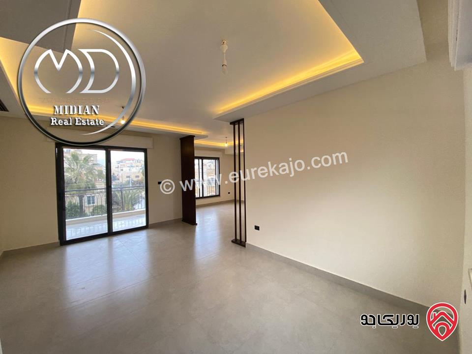 شقة طابقية فارغة للايجار في عمان - ضاحية الامير راشد مساحة 160م طابق ثاني تشطيبات ديكورات عصرية فاخرة جديدة لم تسكن