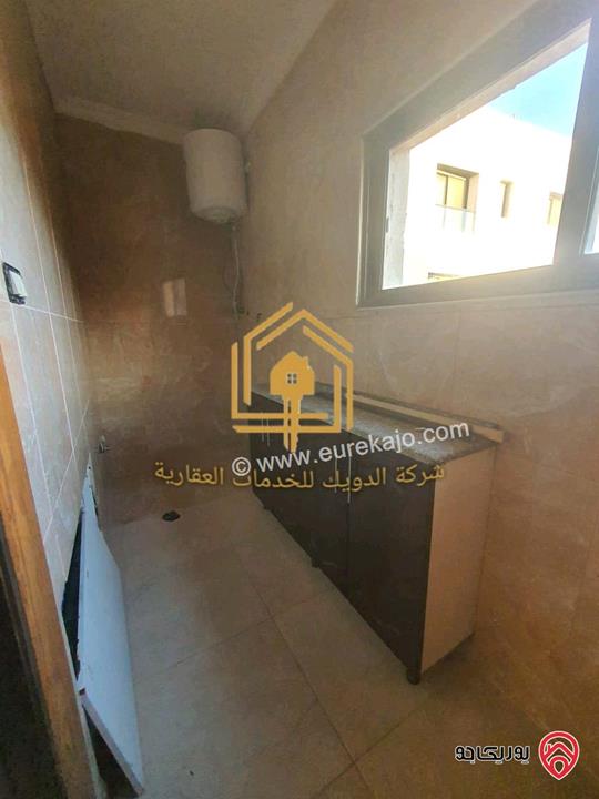 شقة فارغة طابق اول مساحة 260م للإيجار في عمان - السابع 