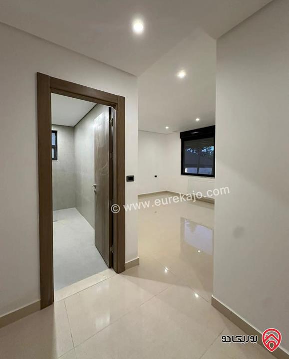 شقة فاخرة أرضية مساحة 205م للبيع في عمان - الظهير