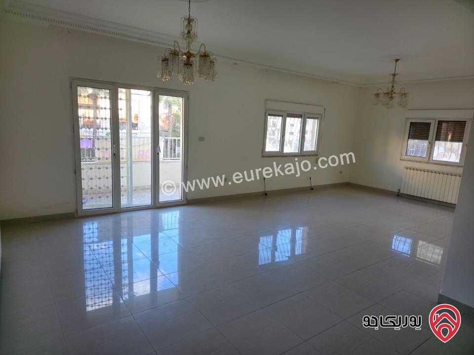 شقة مساحة 173م طابق أول للايجار في عمان - ام السماق 