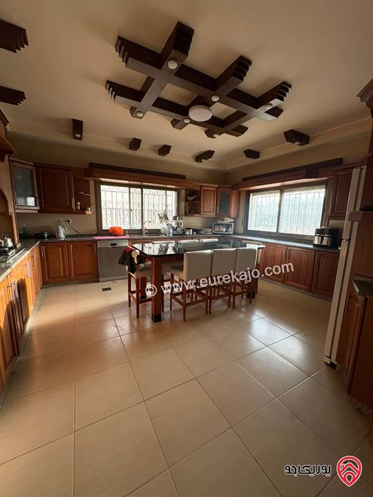 فيلا مساحة 500م على أرض 406م للبيع في الزرقاء - جبل طارق قرب اسواق مكة  