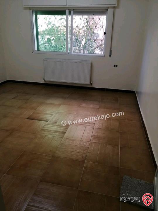 شقة مساحة 184م داخلي و 70م خارجي للبيع في عمان - مرج الحمام دوار البكري